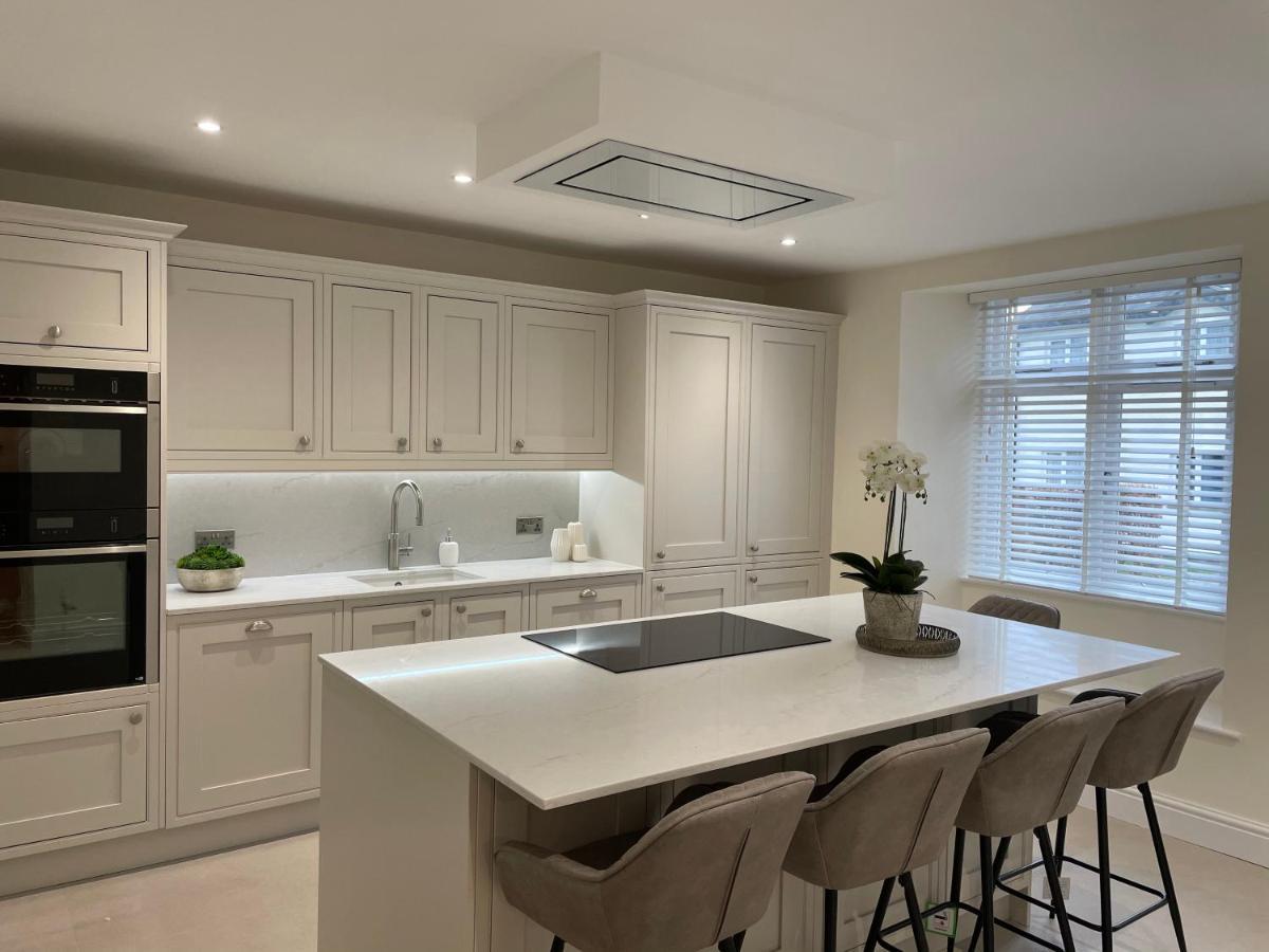 Edge Mere Apartment, Боунес он Уиндърмиър Екстериор снимка