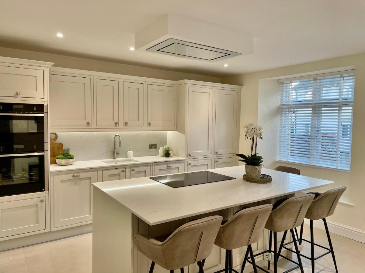 Edge Mere Apartment, Боунес он Уиндърмиър Екстериор снимка